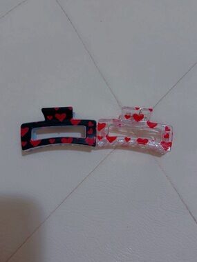 Kids Heart-Print Hair Claw Clips - Black & Clear (Set of 2)
